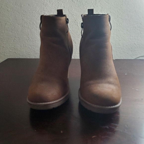 Size 5 Limelight boots - Picture 6 of 6